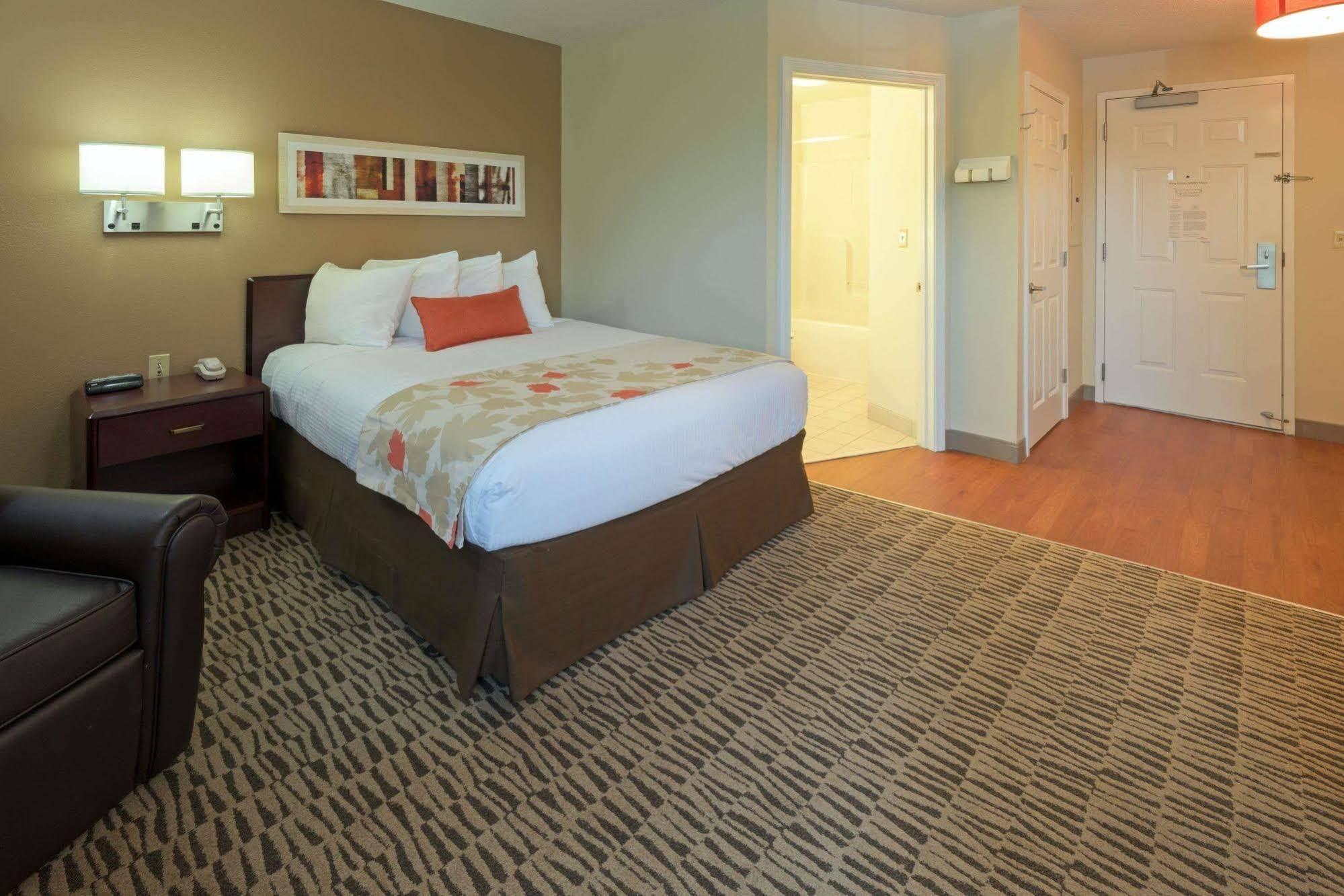 Mainstay Suites Hartford Meriden Εξωτερικό φωτογραφία