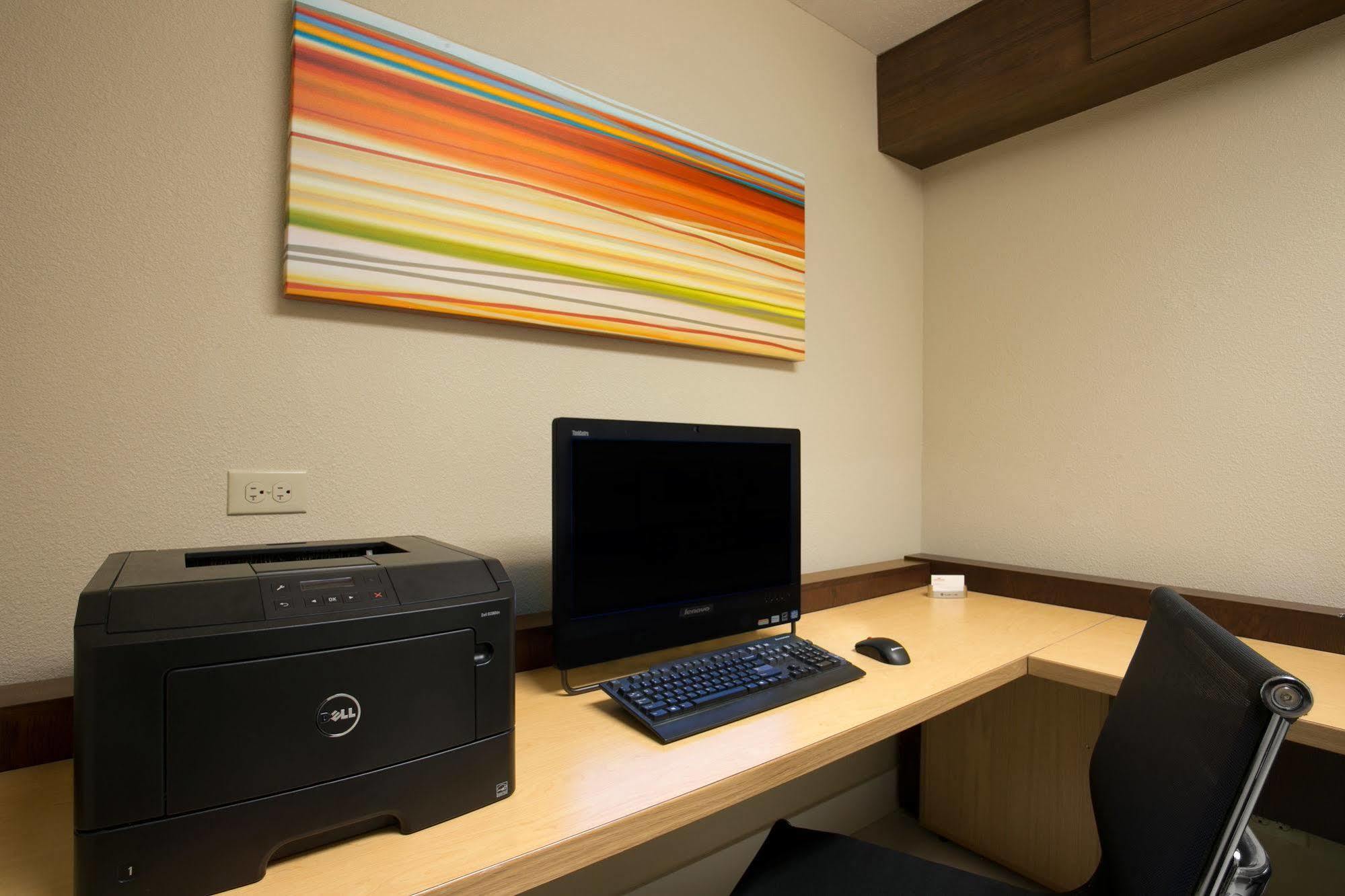 Mainstay Suites Hartford Meriden Εξωτερικό φωτογραφία