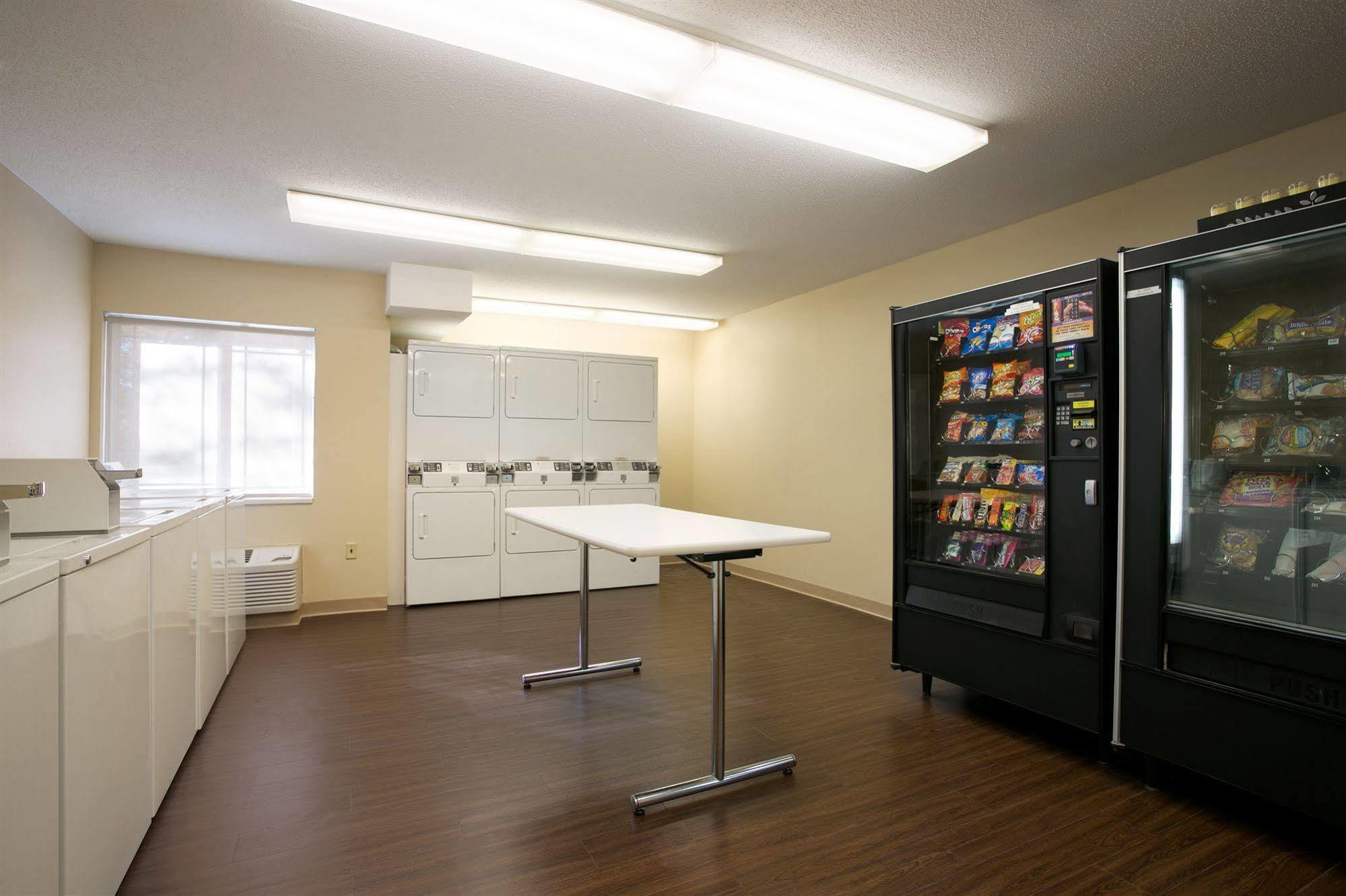 Mainstay Suites Hartford Meriden Εξωτερικό φωτογραφία